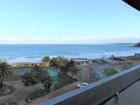 Appartement à Perros-Guirec avec Vue Panoramique, Terrasse et Parking Privé - FR-1-368-271